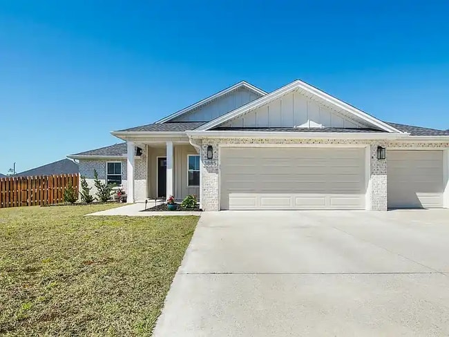 property at 3885 Heartwood St