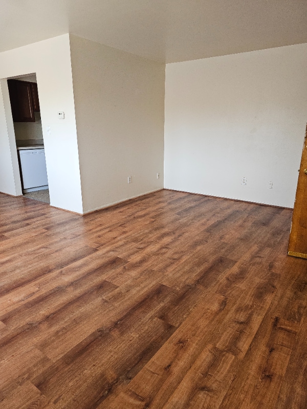 3300 Kenmore Rd