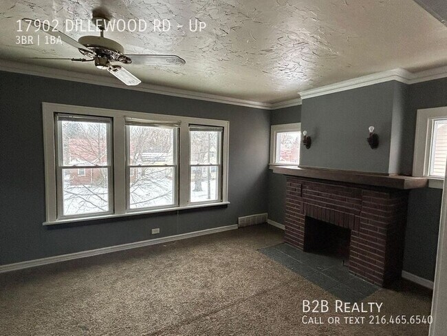 17902 Dillewood Rd in Cleveland, OH - Building Photo - Building Photo