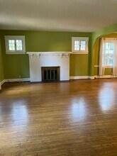 438 California Ave in Webster Groves, MO - Building Photo - Building Photo