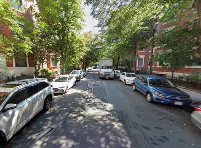 111 Gainsborough St, Unit 3 in Boston, MA - Building Photo - Building Photo