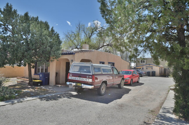 309 Girard Blvd in Albuquerque, NM - Building Photo - Building Photo