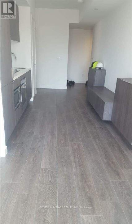 215 Queen St W in Toronto, ON - Building Photo - Building Photo