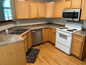 85 Frost Rd in Saluda, NC - Building Photo - Building Photo