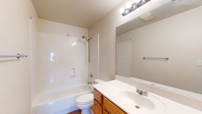 300 N 10th St in Nolanville, TX - Building Photo - Building Photo