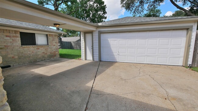 property at 21626 Park Tree Ln