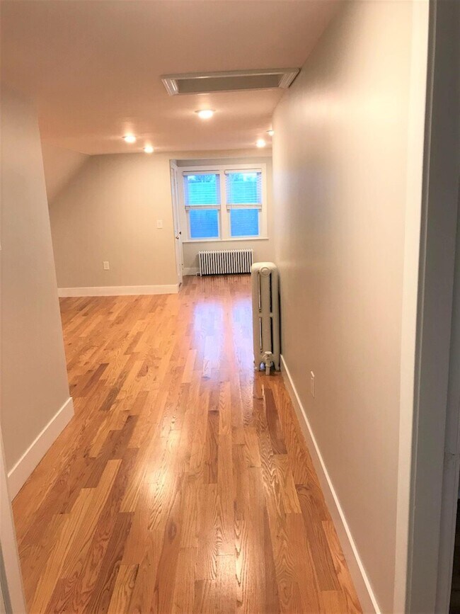 28 Fairmount Ave, Unit #3 in Somerville, MA - Building Photo - Building Photo