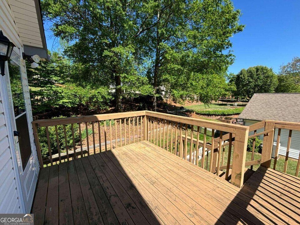 411 Jeffords Rd in Winder, GA - Building Photo