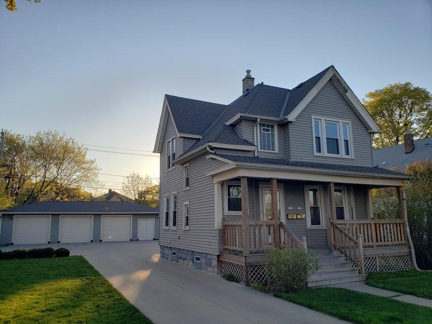1333 S 62nd St in West Allis, WI - Building Photo