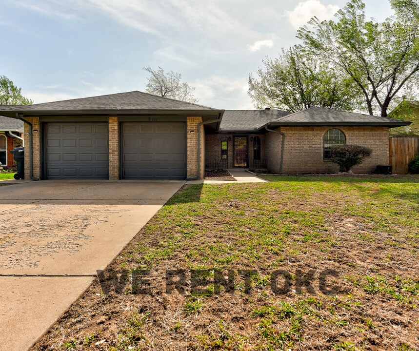 11308 Bel Air Pl in Oklahoma City, OK - Building Photo
