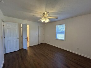 200 Henry St in Wilmington, NC - Building Photo - Building Photo