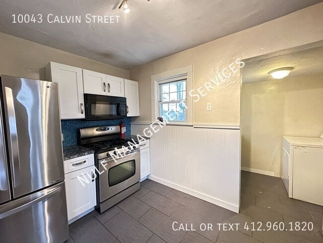 10043 Calvin St in Pittsburgh, PA - Building Photo - Building Photo