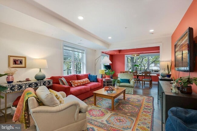 902 Webster St NW in Washington, DC - Building Photo - Building Photo