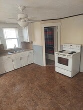 110 Marquette St, Unit 2 in Gardner, MA - Building Photo - Building Photo