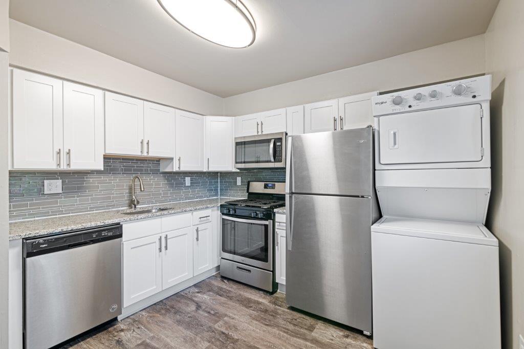 Fairways Apartment Homes in Blackwood, NJ - Foto de edificio
