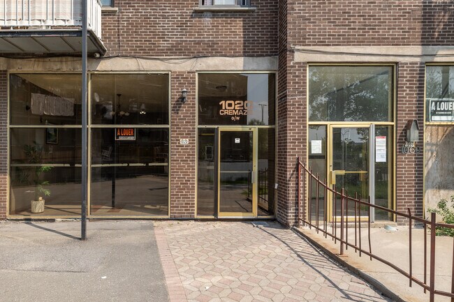 1020 Crémazie Boul O in Montréal, QC - Building Photo - Building Photo