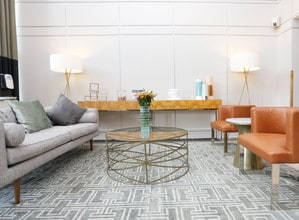 Park Adams Apartments in Arlington, VA - Foto de edificio - Lobby