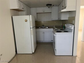 818 S 7th St in Las Vegas, NV - Building Photo - Building Photo