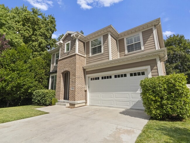 1319 E Foxmont Ln in Holladay, UT - Building Photo - Building Photo
