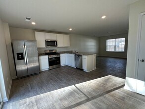 428 Weeks Ct in Berryville, VA - Building Photo - Building Photo