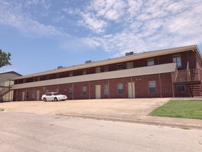 507 N Gilmer St in Killeen, TX - Building Photo - Building Photo