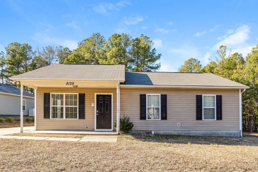 8129 Chimore Ln in Matthews, NC - Building Photo