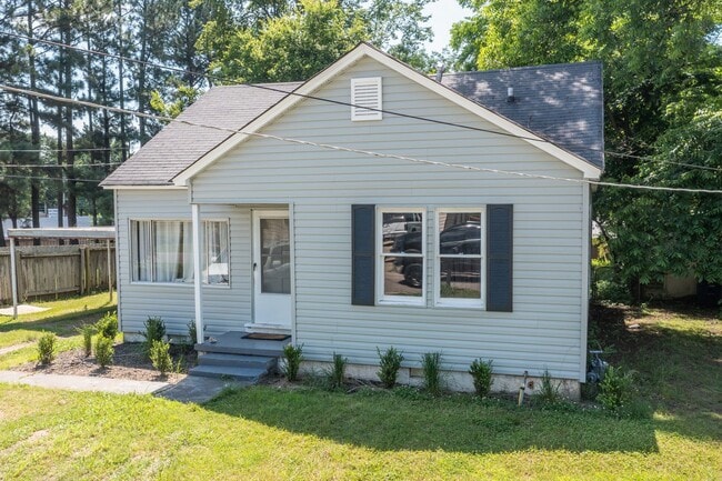 property at 1101 N 44th St