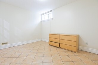 Bright, Beatutiful & Look Out Basement Apt. in Markham, ON - Building Photo - Building Photo