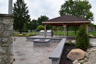 Lakeshore Reserve Off 86th Apartments and ...