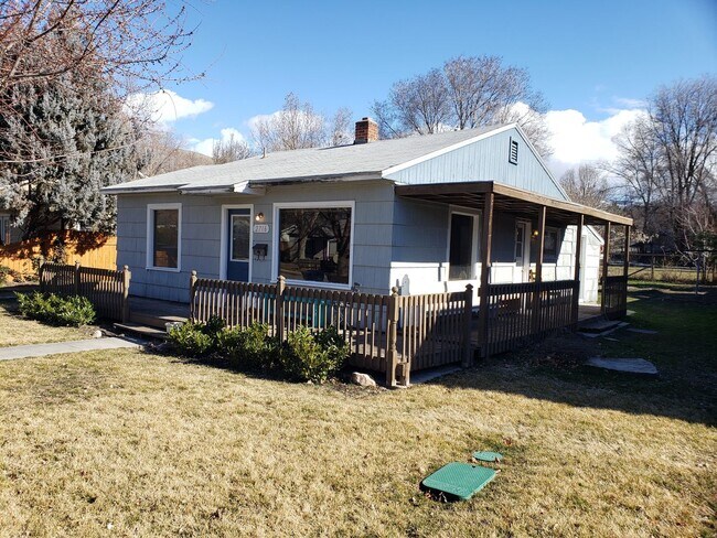 property at 2716 N 28th St