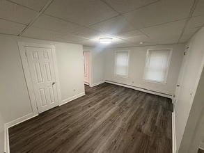 23 Maple Ave in Dover, NJ - Building Photo - Building Photo