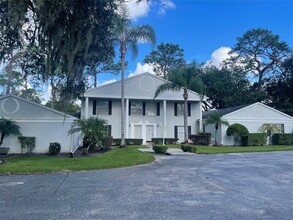 5439 Lady Bug Ln-Unit -2 in Zephyrhills, FL - Building Photo - Building Photo