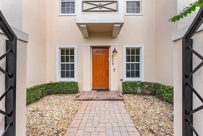 8309 NW 8th Way in Boca Raton, FL - Building Photo - Building Photo