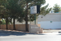 825 N Lamb Blvd in Las Vegas, NV - Building Photo - Building Photo