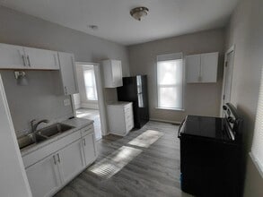 316 Maple Ave in Waukesha, WI - Building Photo - Building Photo