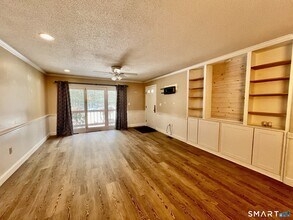 505 Ashmead Cmns in Enfield, CT - Building Photo - Building Photo