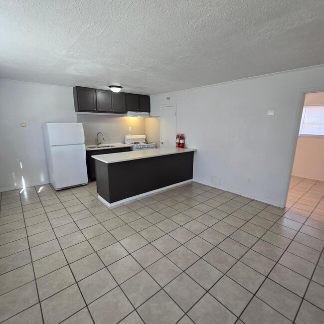 354 Pueblo Solano Rd NW in Los Ranchos de Albuquerque, NM - Building Photo - Building Photo