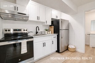 838 Normandie Ave, Unit 14 in Los Angeles, CA - Building Photo