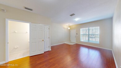 3582 Twisted Tree Ln in Jacksonville, FL - Building Photo - Building Photo