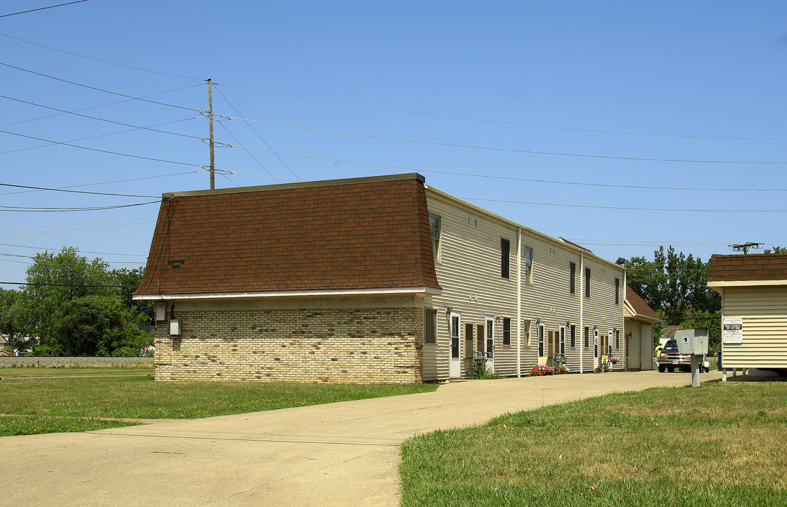 1401 Crehore St in Lorain, OH - Building Photo