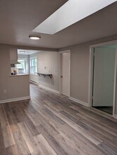 44 Boston Post Rd in East Lyme, CT - Building Photo - Building Photo