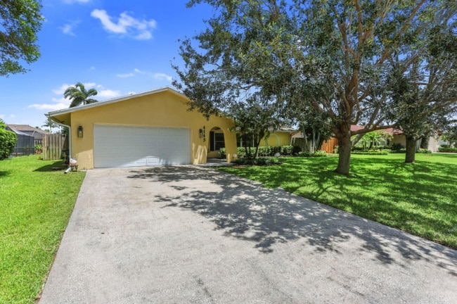 4143 Catalpha Ave in Palm Beach Gardens, FL - Building Photo - Building Photo