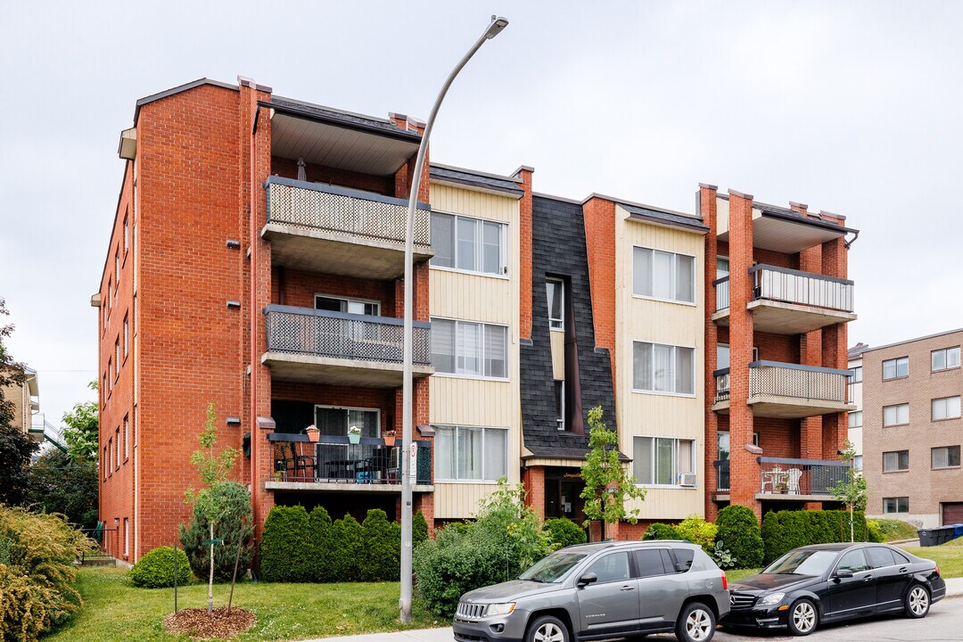 Jonquille in Laval, QC - Building Photo