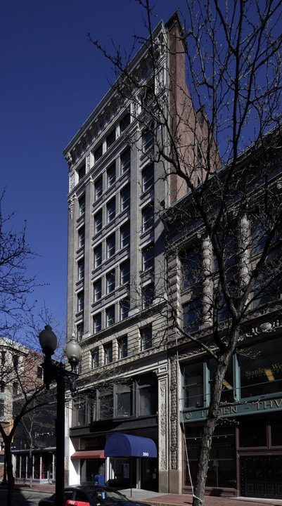 The Lapham/WIT Bldg in Providence, RI - Building Photo