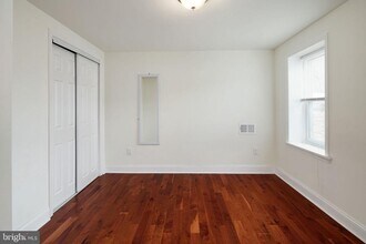 1510 Brown St in Philadelphia, PA - Building Photo - Building Photo