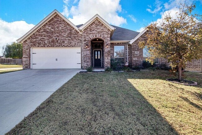 640 Peach Ln