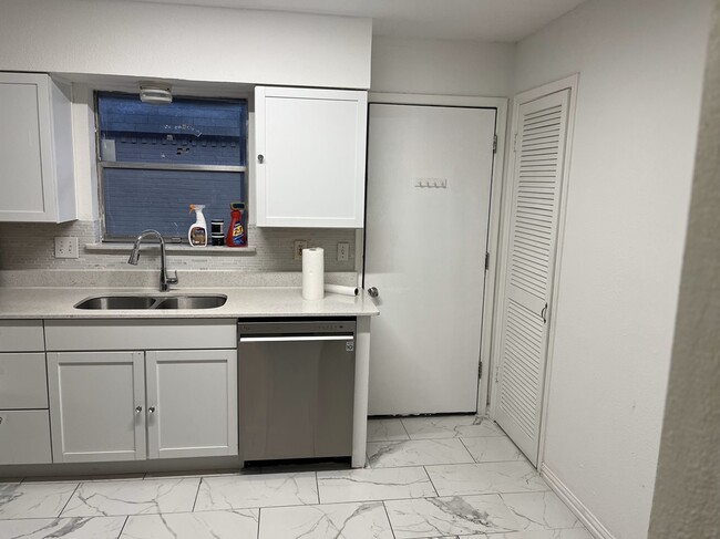 4209 Avondale Ave in Dallas, TX - Building Photo - Building Photo