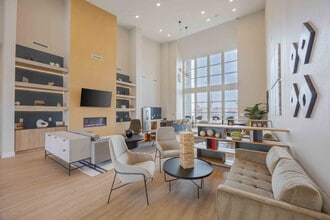 Ascend Symmetry at Cadence in Henderson, NV - Foto de edificio - Building Photo