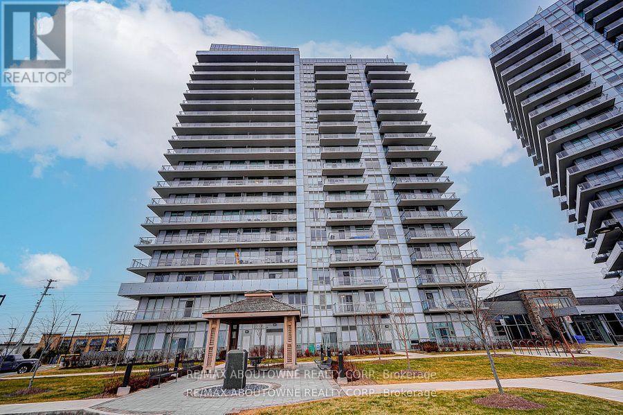 4677-4677 Glen Erin Dr in Mississauga, ON - Building Photo