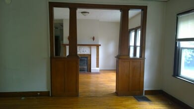 612 N Washington St in Bloomington, IN - Foto de edificio - Building Photo